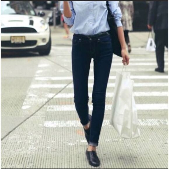 Theory‎ Dark Wash Skinny Jeans 26 Classic Stretchy - Picture 1 of 5